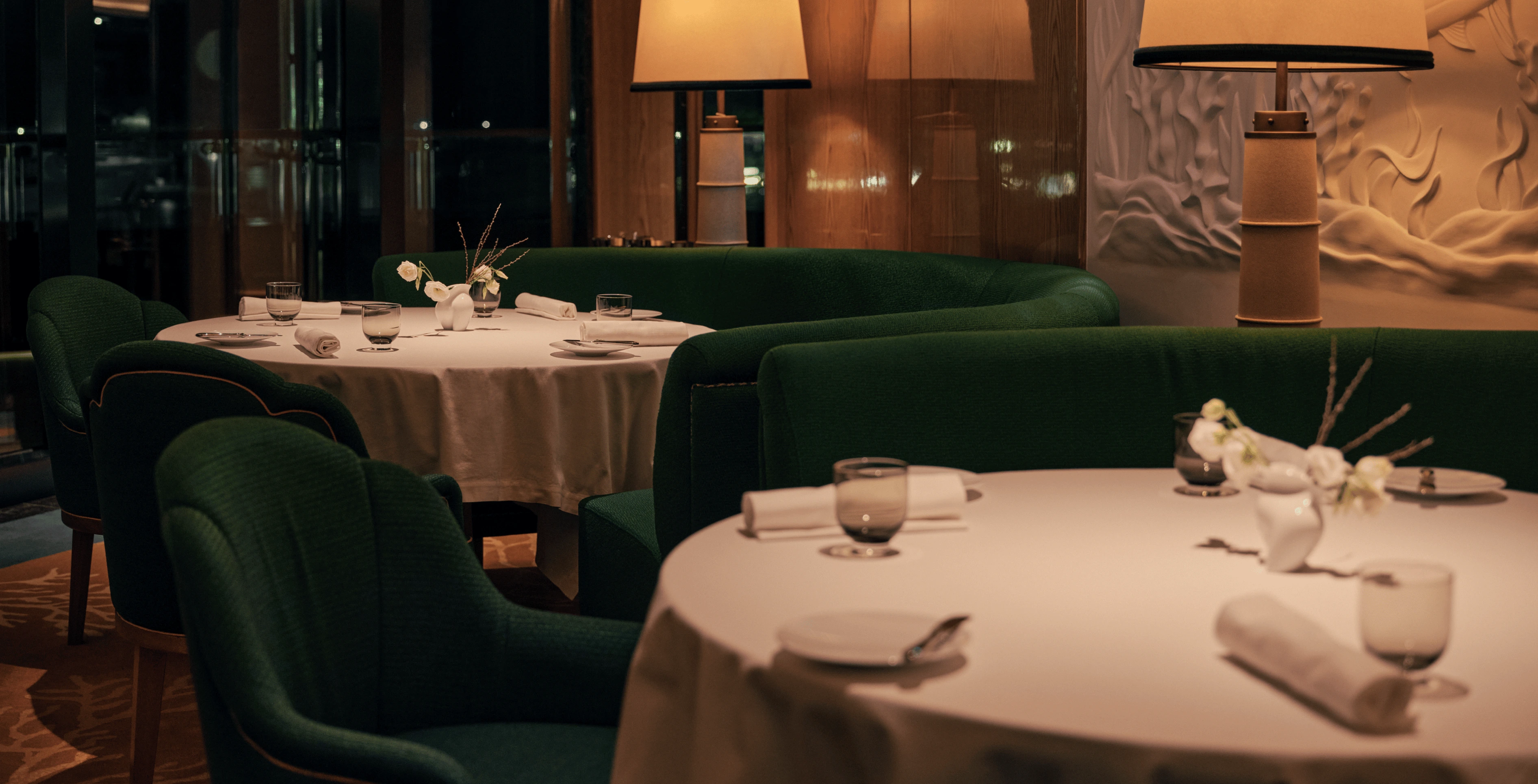 Restaurant Four Seasons Yachts